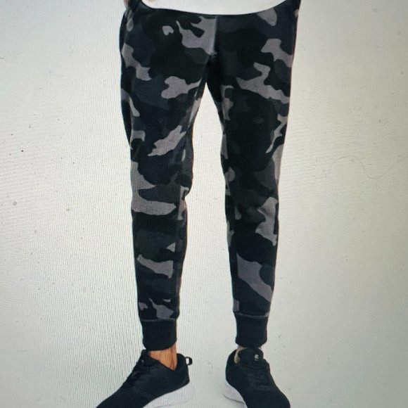 ALL IN MOTION Men's Camouflage Joggers NWT Size Medium - Picture 1 of 9